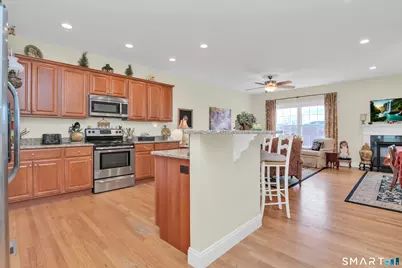 17 Pondview Circle #17, Beacon Falls, CT 06403 - Photo 11