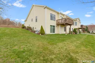 17 Pondview Cir, Beacon Falls, CT 06403 - Photo 9