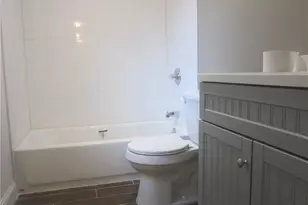 574 Chopsey Hill Rd, Bridgeport, CT 06606 - Photo 15