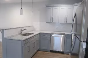 574 Chopsey Hill Rd, Bridgeport, CT 06606 - Photo 7