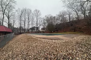 35 Woodsedge Dr, Newington, CT 06111 - Photo 11