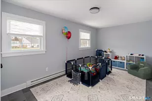 47 Mitchell St, Stamford, CT 06902 - Photo 19