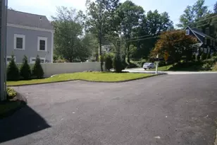 70 Seminary St, New Canaan, CT 06840 - Photo 25