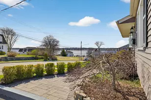 36 Baker Ave, Groton, CT 06340 - Photo 5