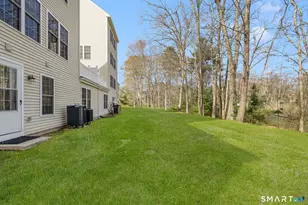 83 Perry St, Putnam, CT 06260 - Photo 27