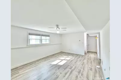 2007 Hartford Turnpike, North Haven, CT 06473 - Photo 27