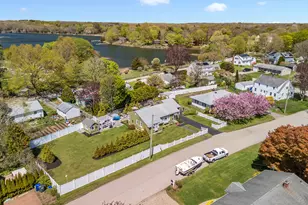 24 Owen Dr, Stonington, CT 06378 - Photo 3