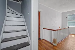 111 Elmwood Pl, Bridgeport, CT 06605 - Photo 29