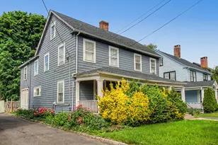 111 Elmwood Pl, Bridgeport, CT 06605 - Photo 3