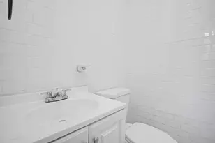111 Elmwood Pl, Bridgeport, CT 06605 - Photo 19