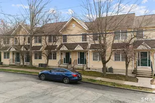 92 Cherry Hill Dr, Bridgeport, CT 06066 - Photo 5