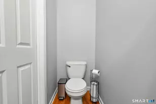 92 Cherry Hill Dr, Bridgeport, CT 06066 - Photo 9