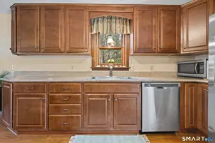 31 Uncas Dr, Hebron, CT 06231 - Photo 5