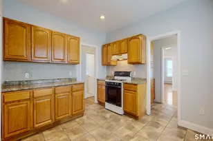 51 Mead St, New Haven, CT 06511 - Photo 5