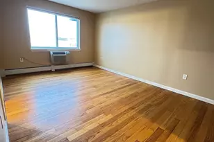 [Address not provided], New London, CT 06320 - Photo 7