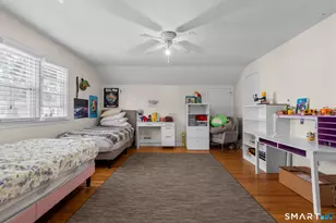 214 Country Rd, Fairfield, CT 06824 - Photo 17