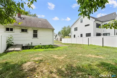 214 Country Road, Fairfield, CT 06824 - Photo 19