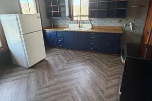 70 Meadow St, Ansonia, CT 06401 - Photo 3