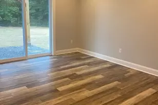 43 Bruschayt Dr, Hamden, CT 06518 - Photo 5