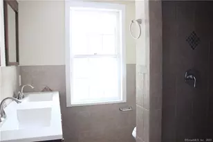 200 St John St, New Haven, CT 06511 - Photo 11