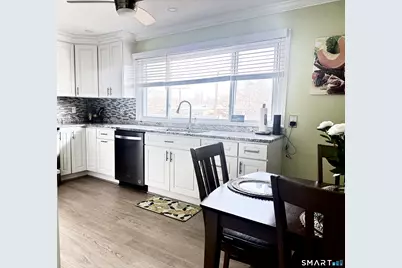 47 West High Street, New London, CT 06320 - Photo 5