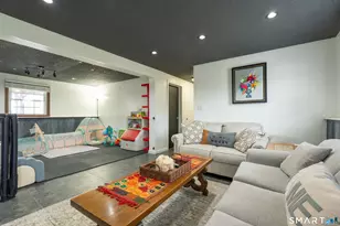 77 Howard Ave, Southington, CT 06489 - Photo 23