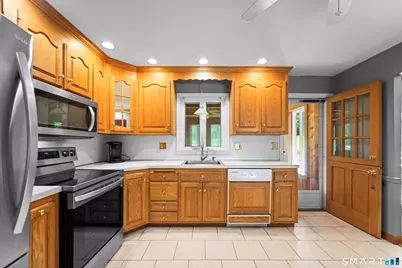 55 Hacienda Circle, Southington, CT 06479 - Photo 13