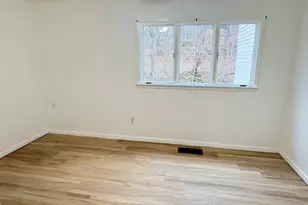 715 Frenchtown Rd, Bridgeport, CT 06606 - Photo 15