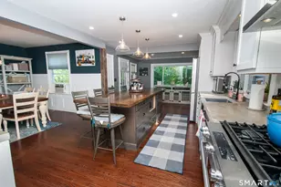 148 Middle River Rd, Danbury, CT 06811 - Photo 11