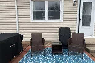 1081 New Haven Rd, Naugatuck, CT 06770 - Photo 9