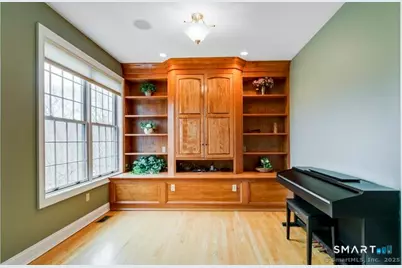 32 Village Drive, East Lyme, CT 06333 - Photo 21