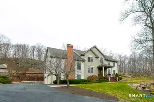 32 Village Dr, East Lyme, CT 06333 - Photo 35