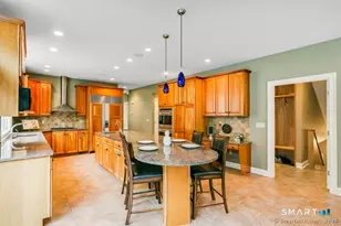 32 Village Dr, East Lyme, CT 06333 - Photo 19