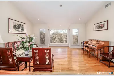 35 East Gate Road, Danbury, CT 06811 - Photo 3