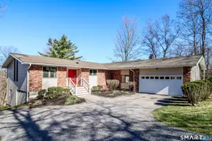 35 E Gate Rd, Danbury, CT 06811 - Photo 1