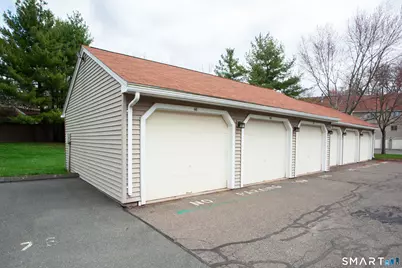 66 Woodcock Court #66, Windsor Locks, CT 06096 - Photo 27