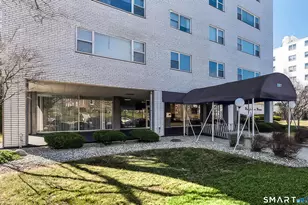 889 Farmington Ave, West Hartford, CT 06119 - Photo 1