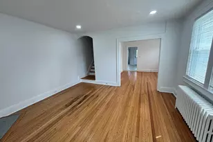 10 Glendenning St, Norwalk, CT 06851 - Photo 5