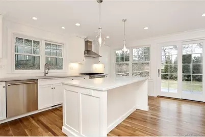 50 Oak Street, New Canaan, CT 06840 - Photo 5