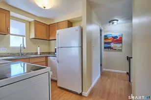 11 Trolley Crossing Ln, Middletown, CT 06457 - Photo 5