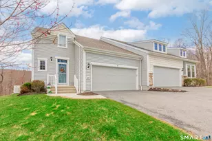 1077 Augusta Dr, Oxford, CT 06478 - Photo 3
