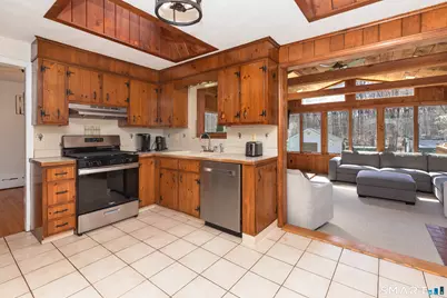 9 Stanley Drive, Seymour, CT 06483 - Photo 21