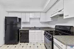 13 Harbour Close, New Haven, CT 06519 - Photo 7