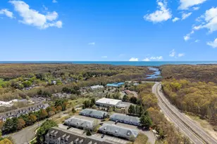 15 Freedom Way, East Lyme, CT 06357 - Photo 23