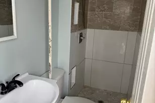 35 Woodward Ave, Norwalk, CT 06854 - Photo 7