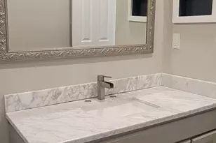 211 Carriage Crossing Ln, Middletown, CT 06457 - Photo 11