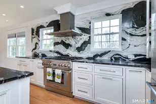 4 Governors Ln, Bethel, CT 06801 - Photo 15