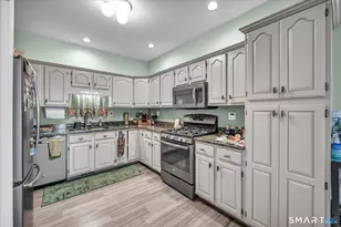 24 Honeysuckle Ct, Berlin, CT 06037 - Photo 17