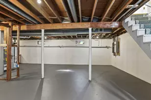 15 Old Village Ln, Trumbull, CT 06611 - Photo 29