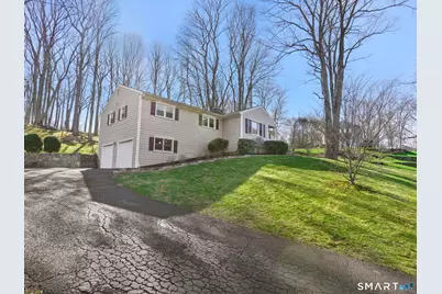 15 Old Village Lane, Trumbull, CT 06611 - Photo 37